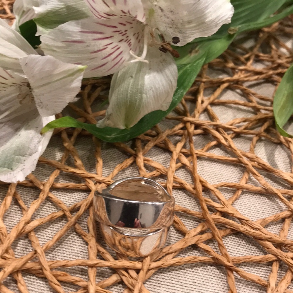 Silpada .925 Sterling Silver criss cross ring s:9